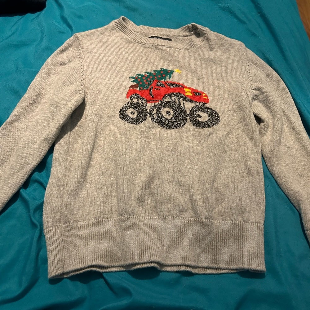 I’m selling a sweater